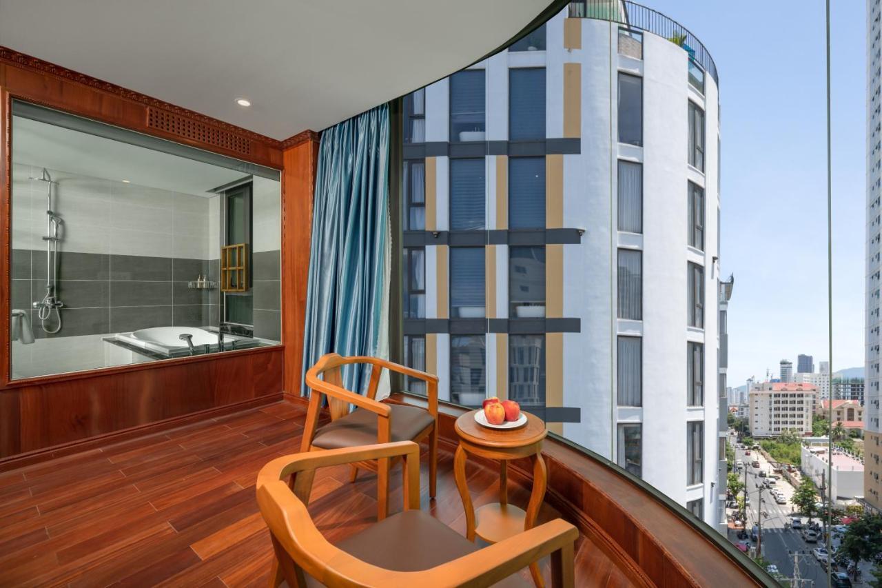 Monalisa Luxury Hotel Da Nang Exteriör bild