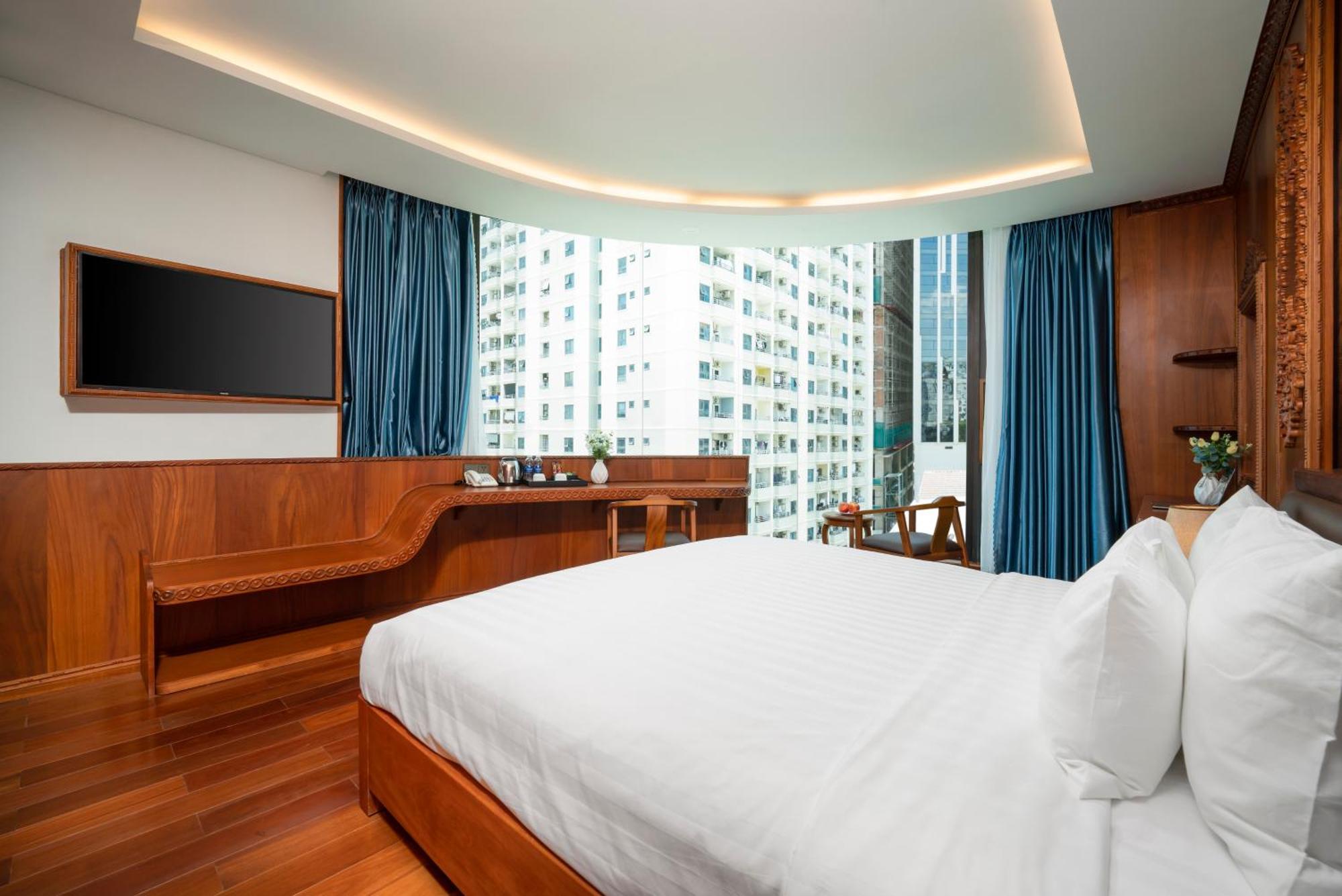 Monalisa Luxury Hotel Da Nang Exteriör bild